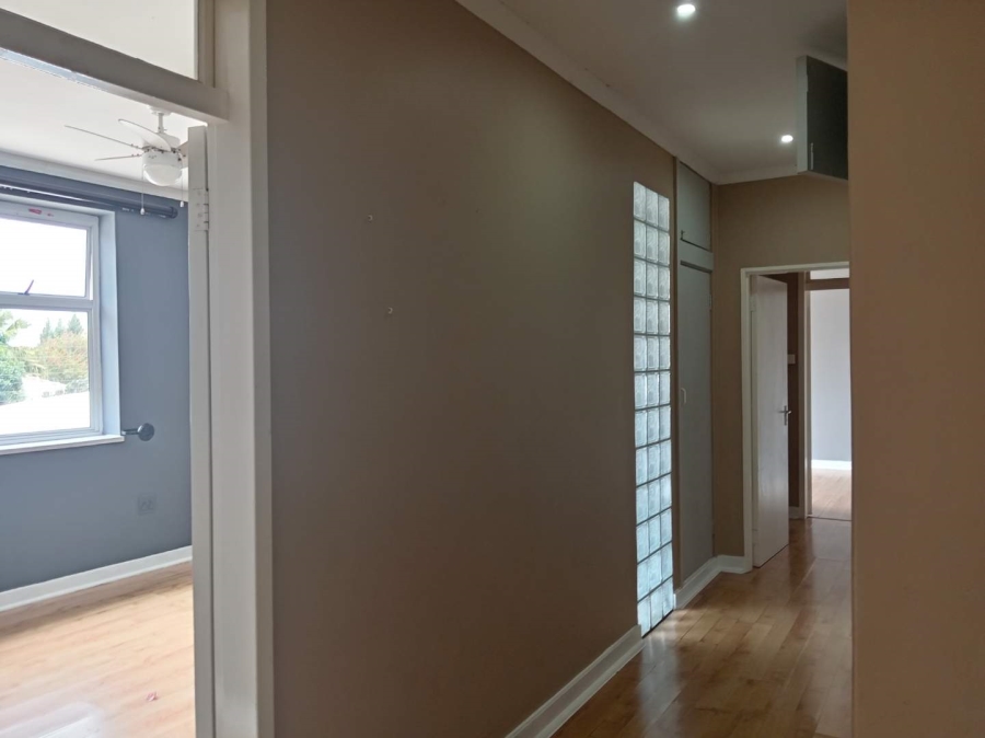 To Let 3 Bedroom Property for Rent in Cyrildene Gauteng