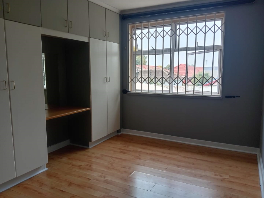 To Let 3 Bedroom Property for Rent in Cyrildene Gauteng