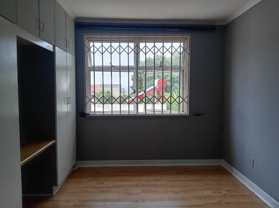 To Let 3 Bedroom Property for Rent in Cyrildene Gauteng