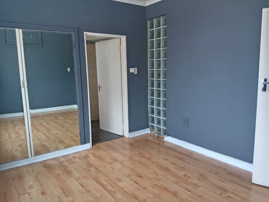 To Let 3 Bedroom Property for Rent in Cyrildene Gauteng
