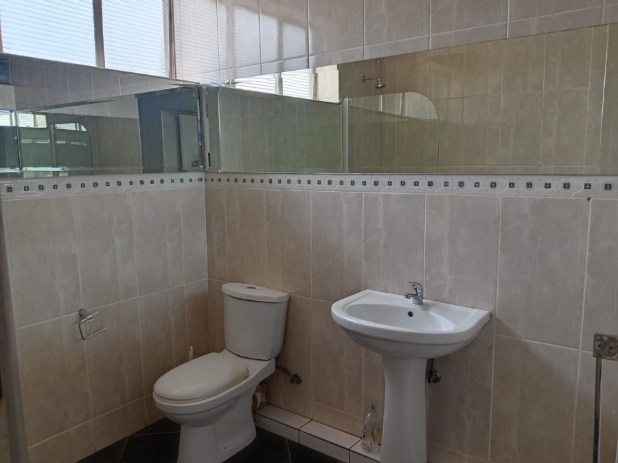 To Let 3 Bedroom Property for Rent in Cyrildene Gauteng