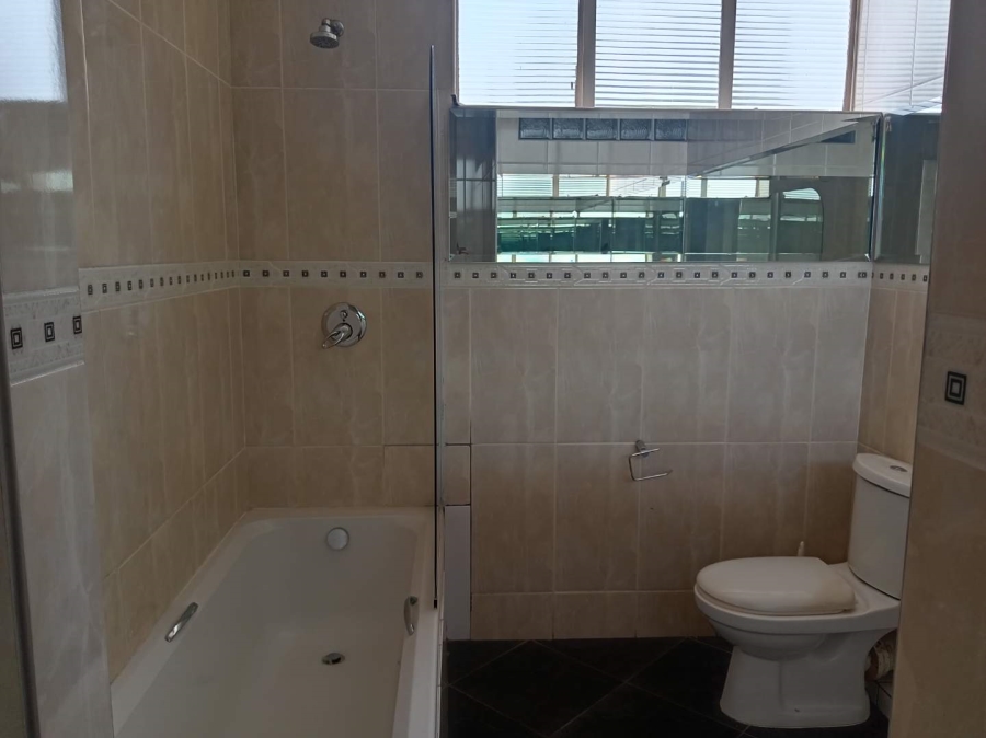 To Let 3 Bedroom Property for Rent in Cyrildene Gauteng