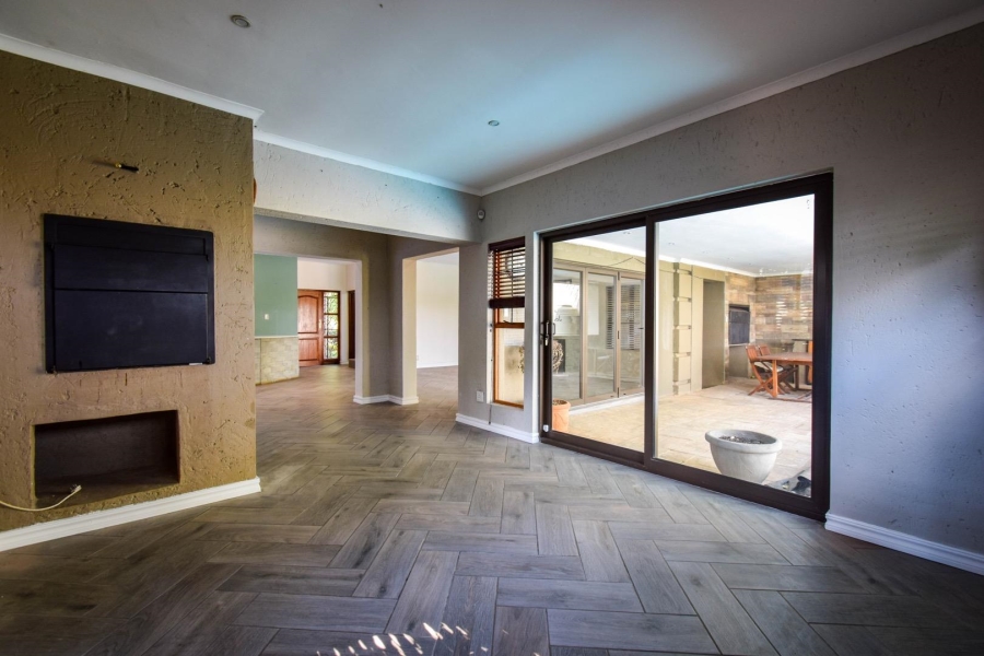 3 Bedroom Property for Sale in Moreleta Park Gauteng