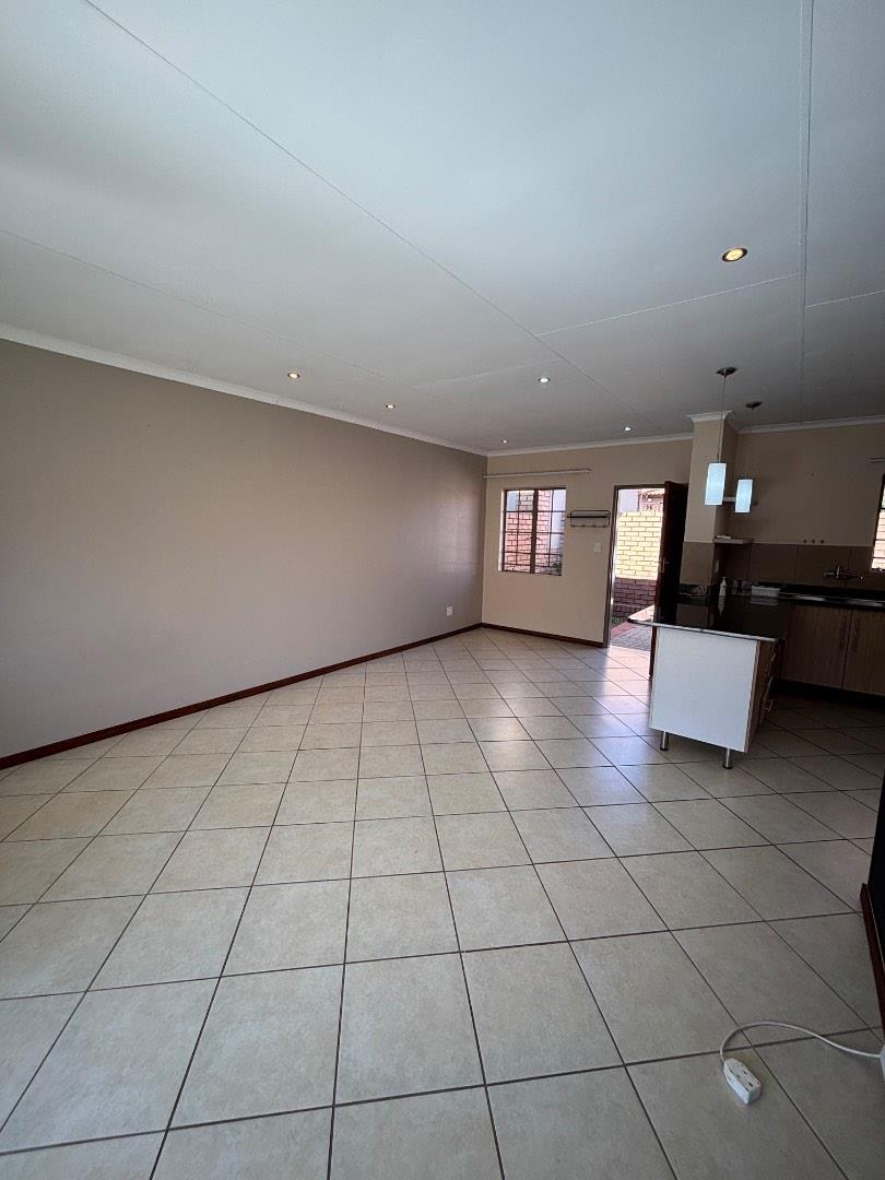 2 Bedroom Property for Sale in Mooikloof Ridge Gauteng