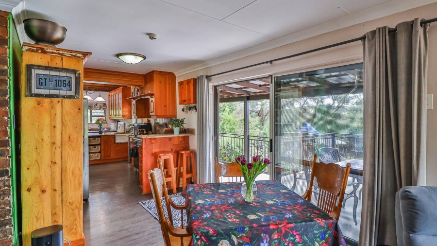 4 Bedroom Property for Sale in Vaaloewer Gauteng