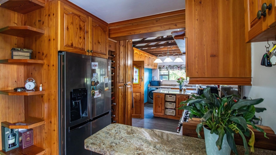 4 Bedroom Property for Sale in Vaaloewer Gauteng