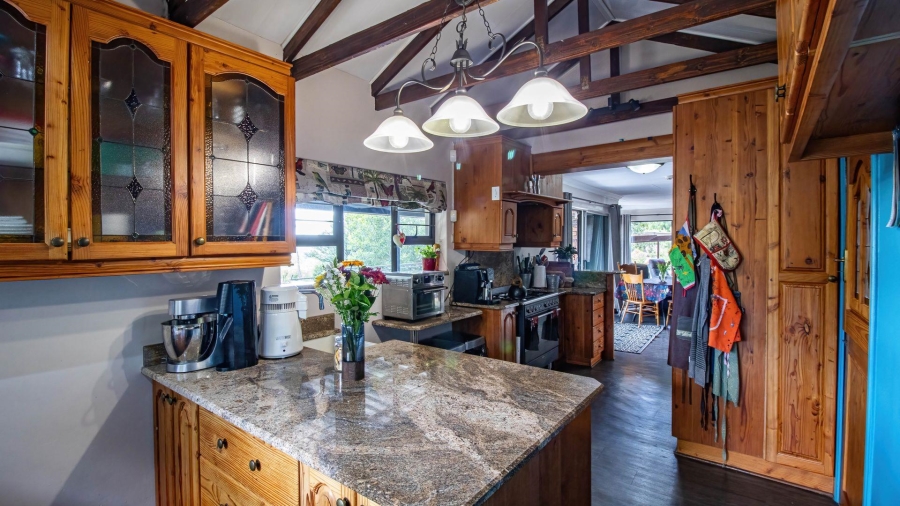 4 Bedroom Property for Sale in Vaaloewer Gauteng