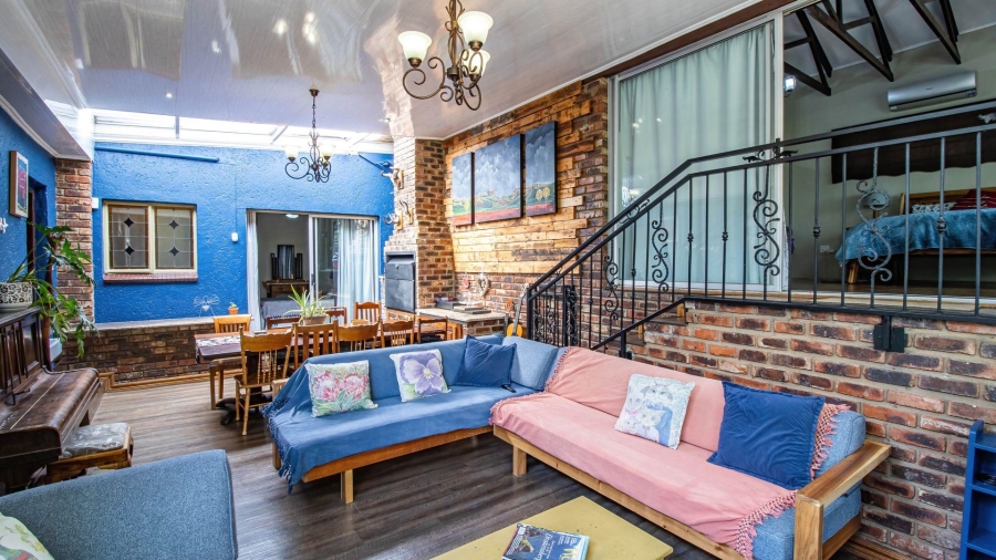 4 Bedroom Property for Sale in Vaaloewer Gauteng