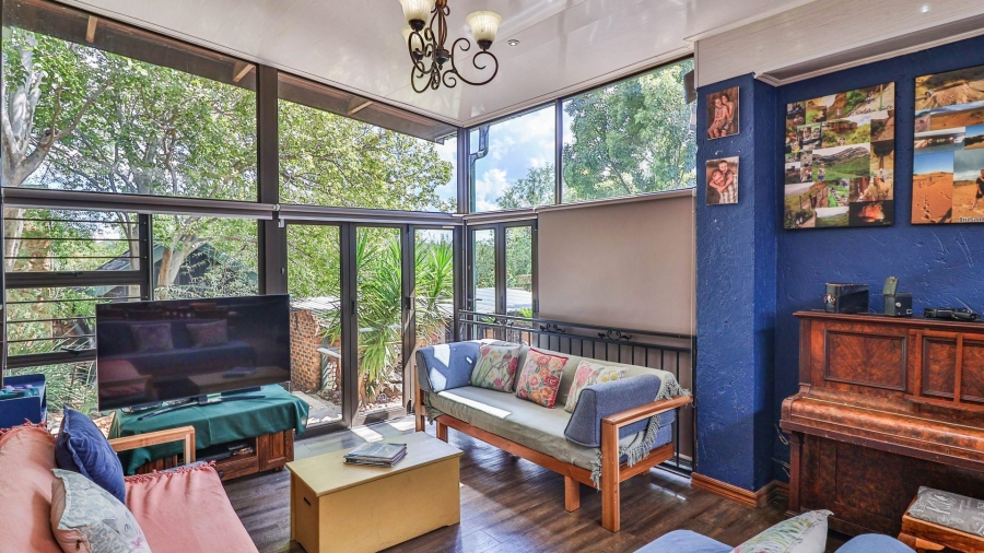 4 Bedroom Property for Sale in Vaaloewer Gauteng