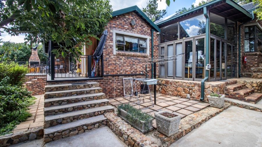 4 Bedroom Property for Sale in Vaaloewer Gauteng