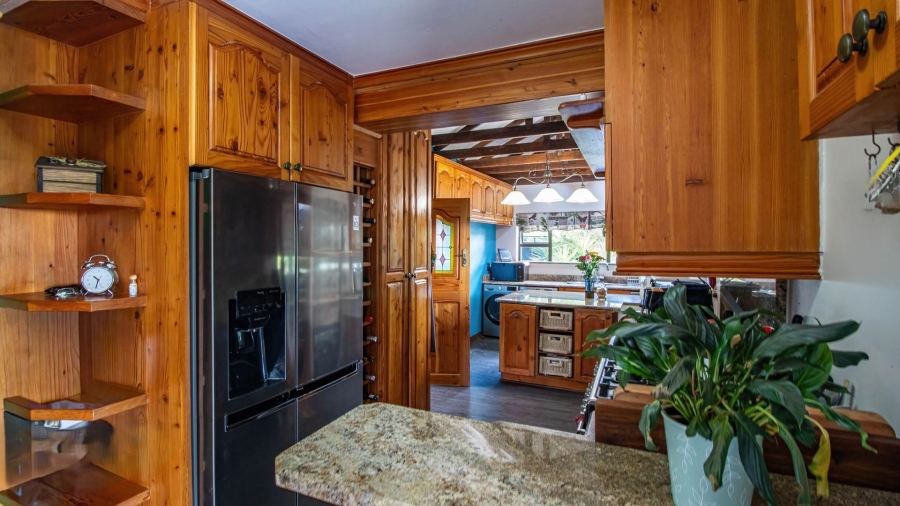 4 Bedroom Property for Sale in Vaaloewer Gauteng