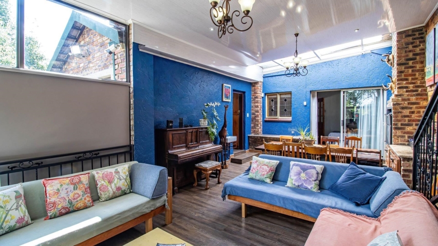 4 Bedroom Property for Sale in Vaaloewer Gauteng