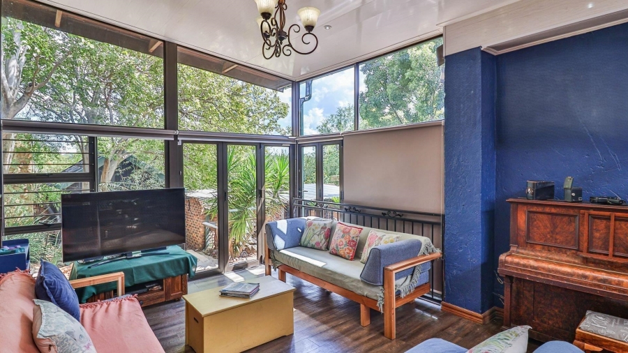 4 Bedroom Property for Sale in Vaaloewer Gauteng