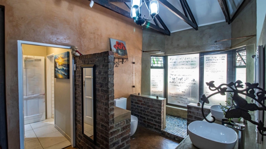 4 Bedroom Property for Sale in Vaaloewer Gauteng