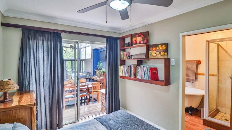 4 Bedroom Property for Sale in Vaaloewer Gauteng