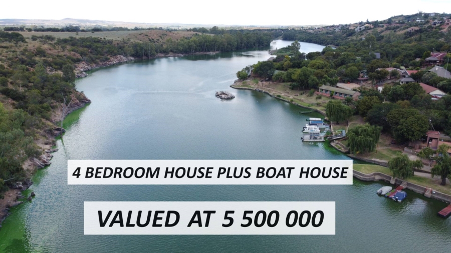 4 Bedroom Property for Sale in Vaaloewer Gauteng