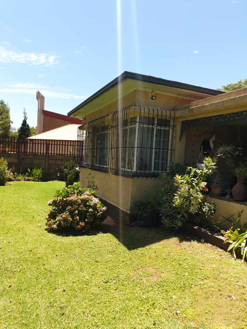 3 Bedroom Property for Sale in Selection Park Gauteng