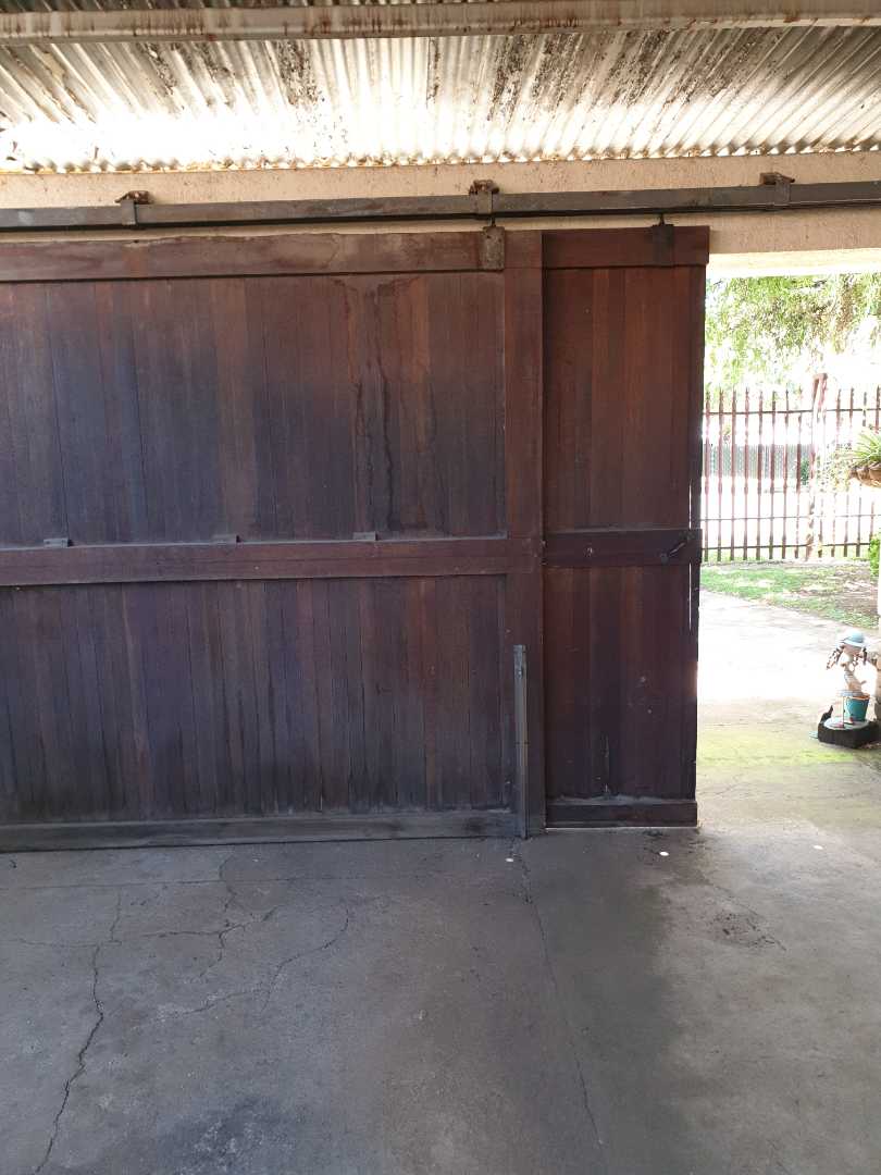 3 Bedroom Property for Sale in Selection Park Gauteng