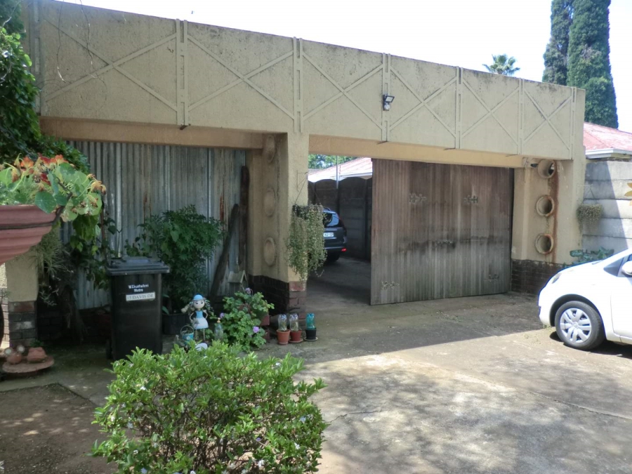 3 Bedroom Property for Sale in Selection Park Gauteng