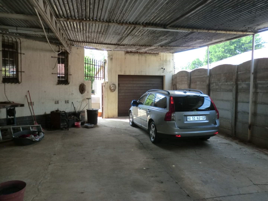 3 Bedroom Property for Sale in Selection Park Gauteng