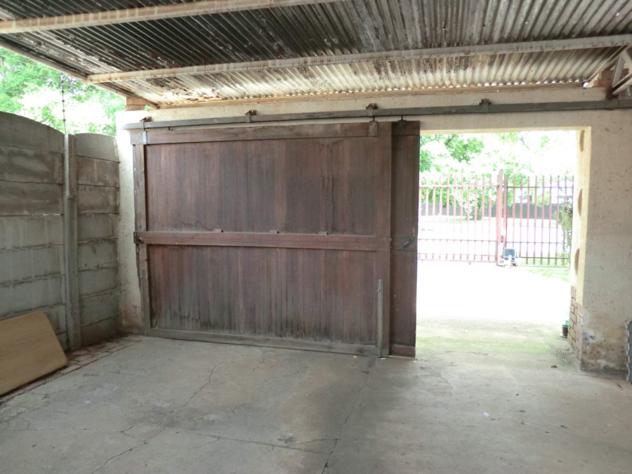 3 Bedroom Property for Sale in Selection Park Gauteng