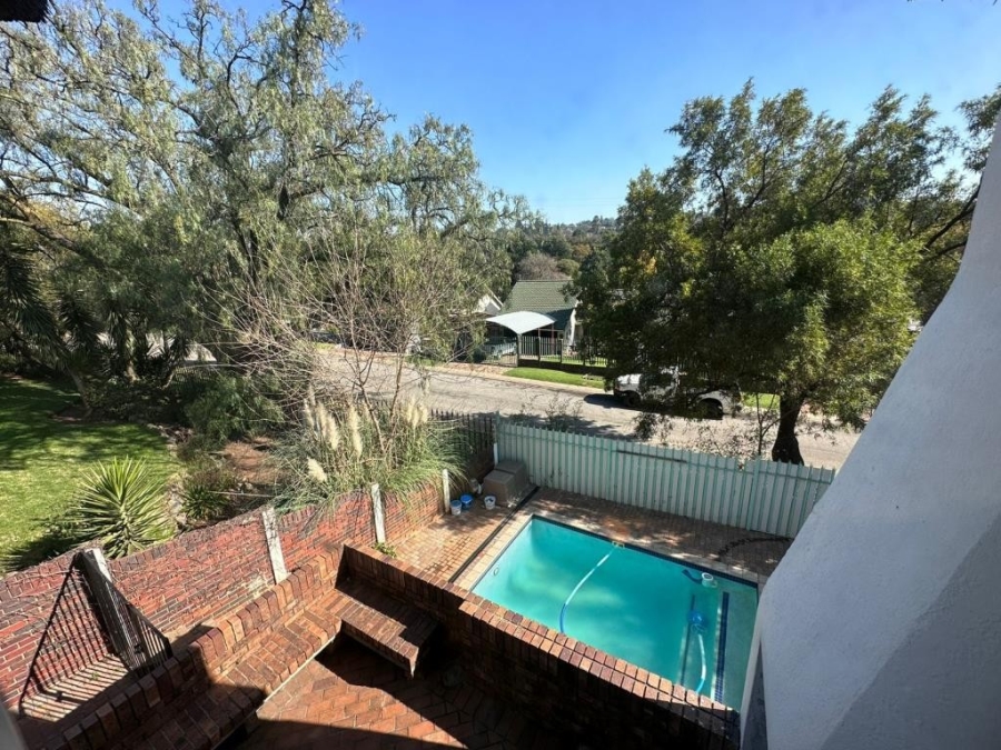 4 Bedroom Property for Sale in Northcliff Gauteng