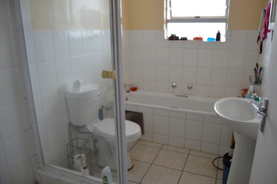 2 Bedroom Property for Sale in Birchleigh Gauteng