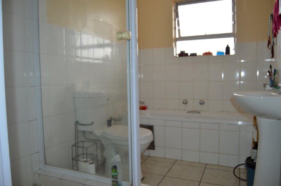 2 Bedroom Property for Sale in Birchleigh Gauteng