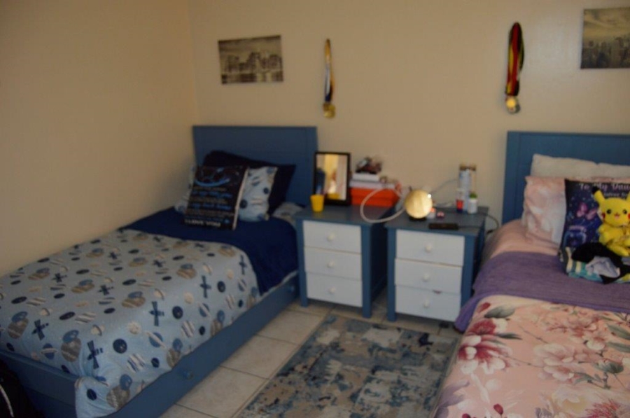 2 Bedroom Property for Sale in Birchleigh Gauteng