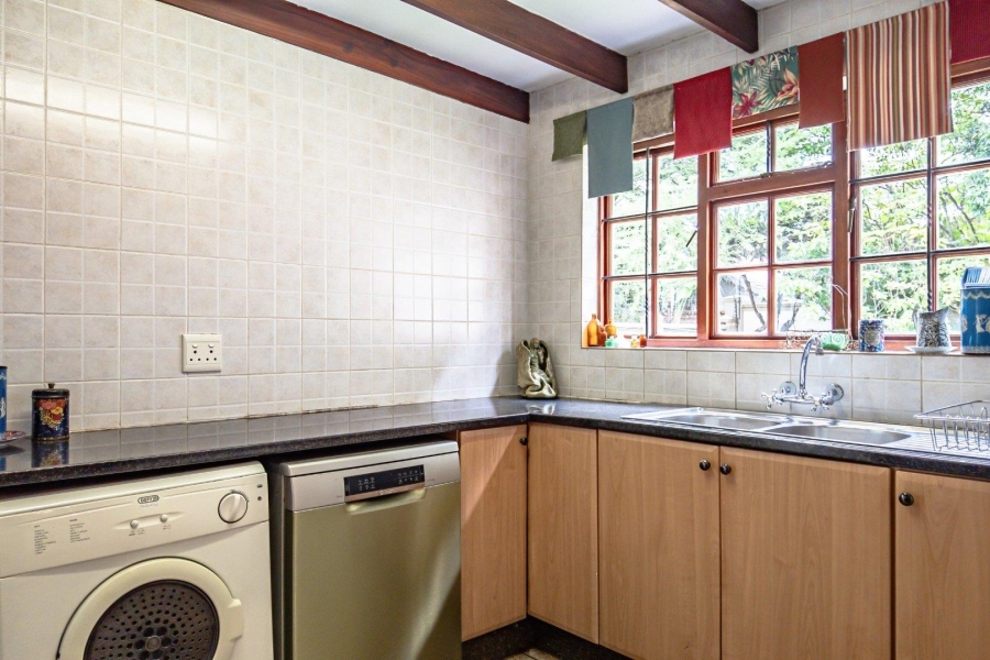 4 Bedroom Property for Sale in Eastwood Gauteng