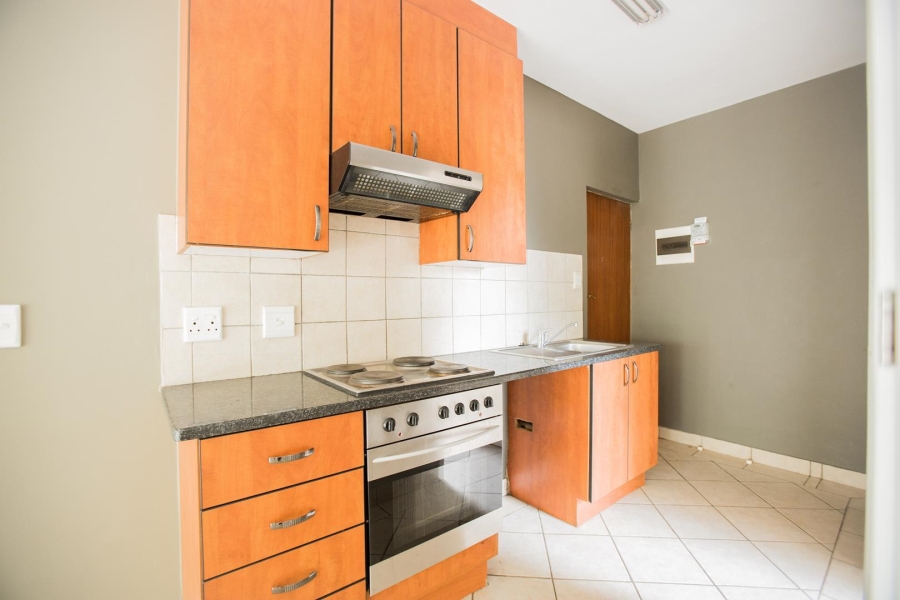 1 Bedroom Property for Sale in Oukraal Estate Gauteng