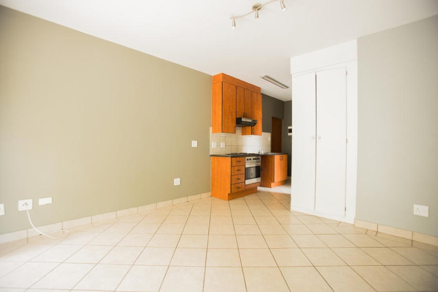 1 Bedroom Property for Sale in Oukraal Estate Gauteng