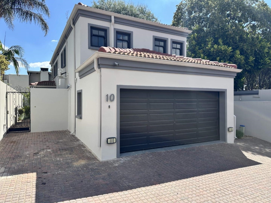 To Let 4 Bedroom Property for Rent in Sunset Acres Gauteng