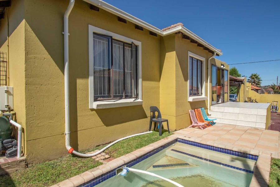 3 Bedroom Property for Sale in Cosmo City Gauteng