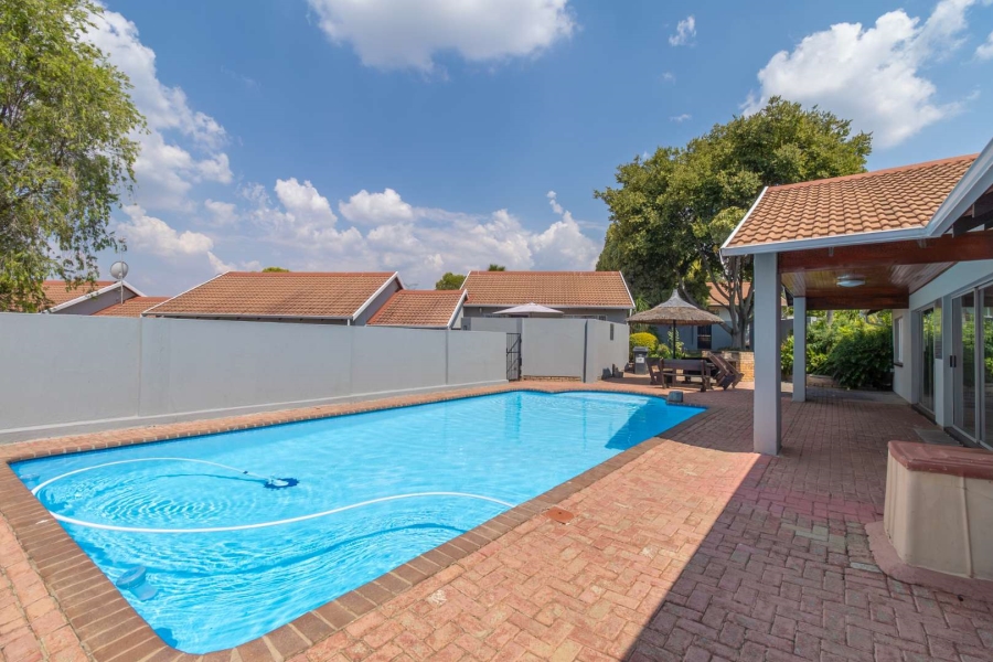 2 Bedroom Property for Sale in Northwold Gauteng
