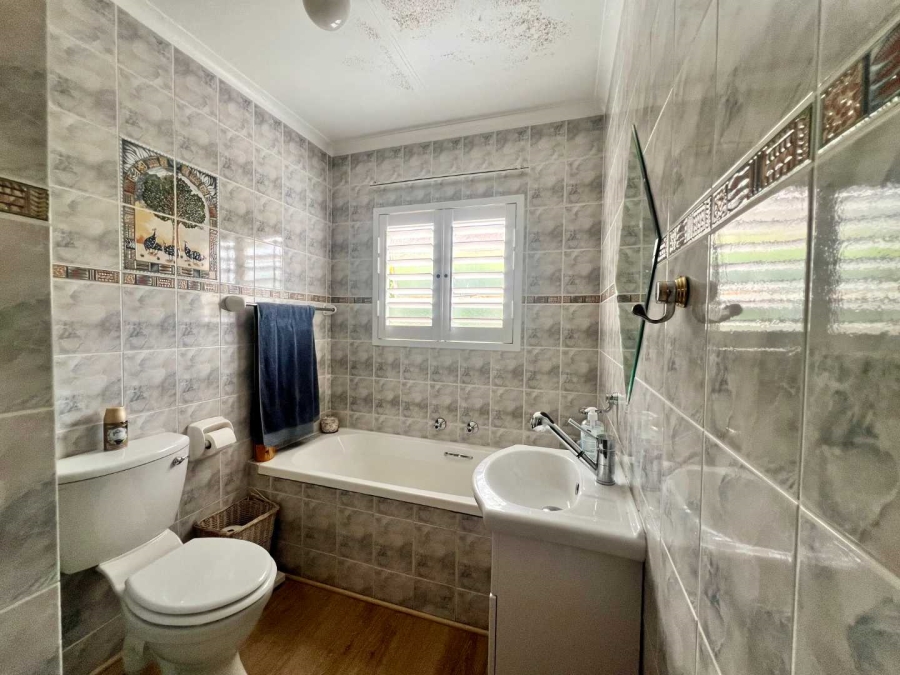 3 Bedroom Property for Sale in Weltevreden Park Gauteng