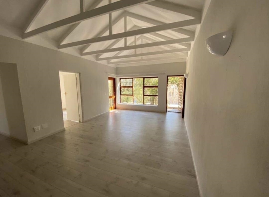 To Let 2 Bedroom Property for Rent in Sandown Gauteng