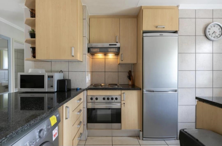 To Let 2 Bedroom Property for Rent in Sandown Gauteng