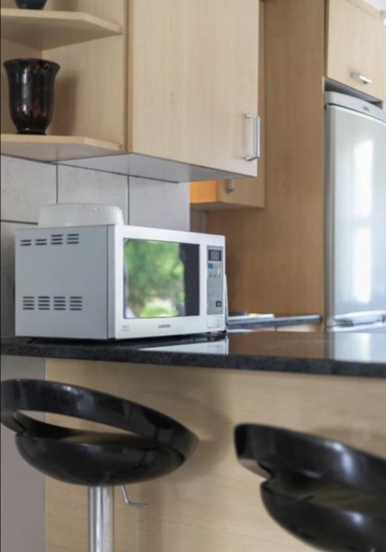 To Let 2 Bedroom Property for Rent in Sandown Gauteng