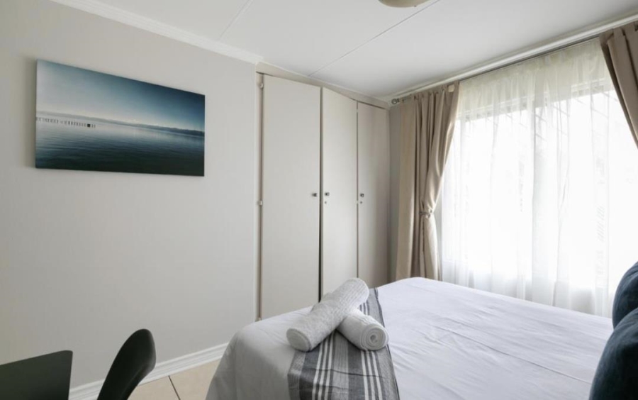 To Let 2 Bedroom Property for Rent in Sandown Gauteng