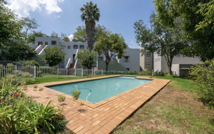 To Let 2 Bedroom Property for Rent in Sandown Gauteng