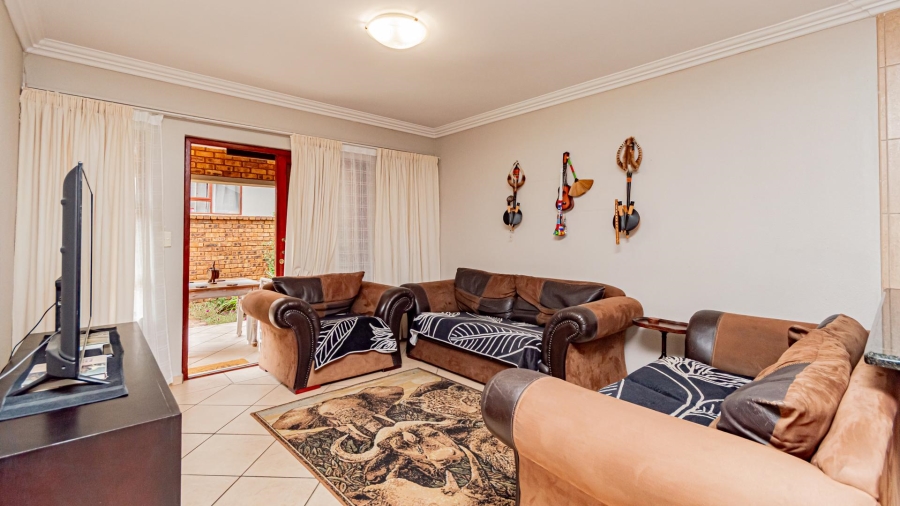 2 Bedroom Property for Sale in Bartlett Gauteng