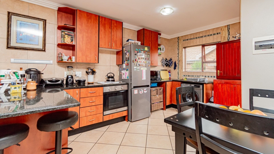 2 Bedroom Property for Sale in Bartlett Gauteng