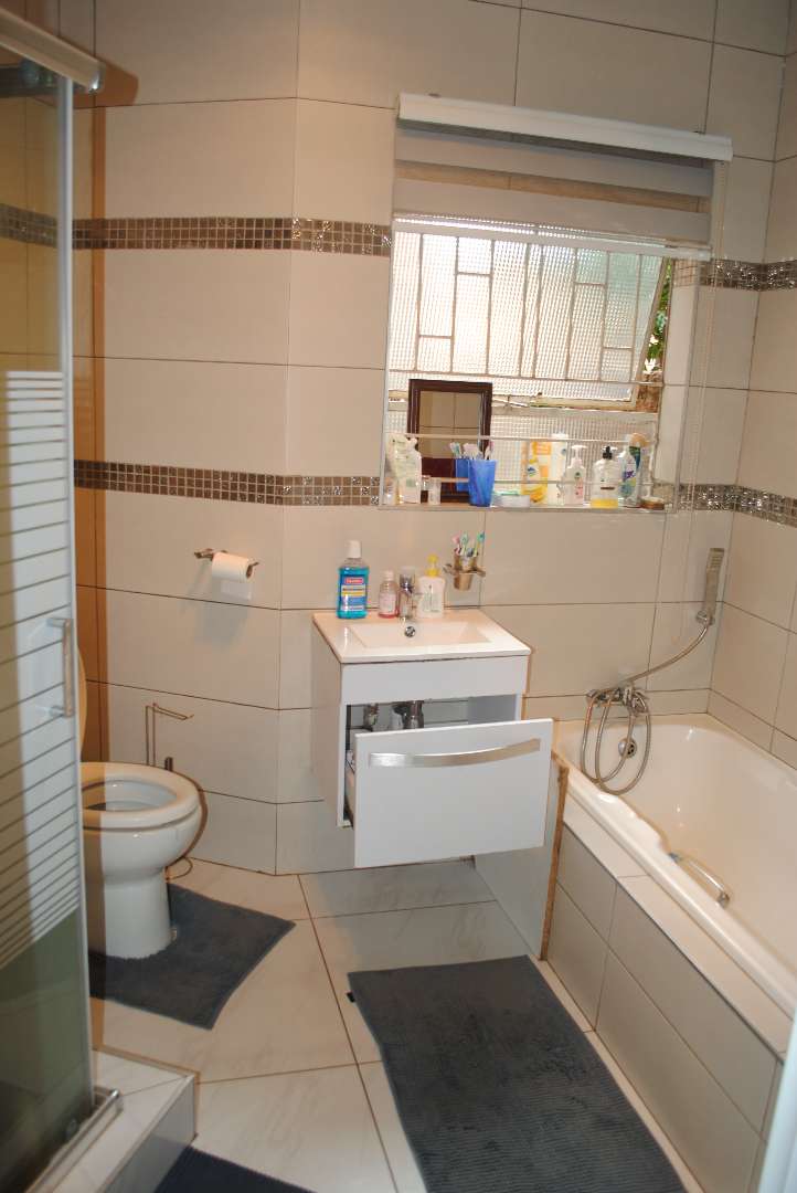 3 Bedroom Property for Sale in Meyerton Park Gauteng