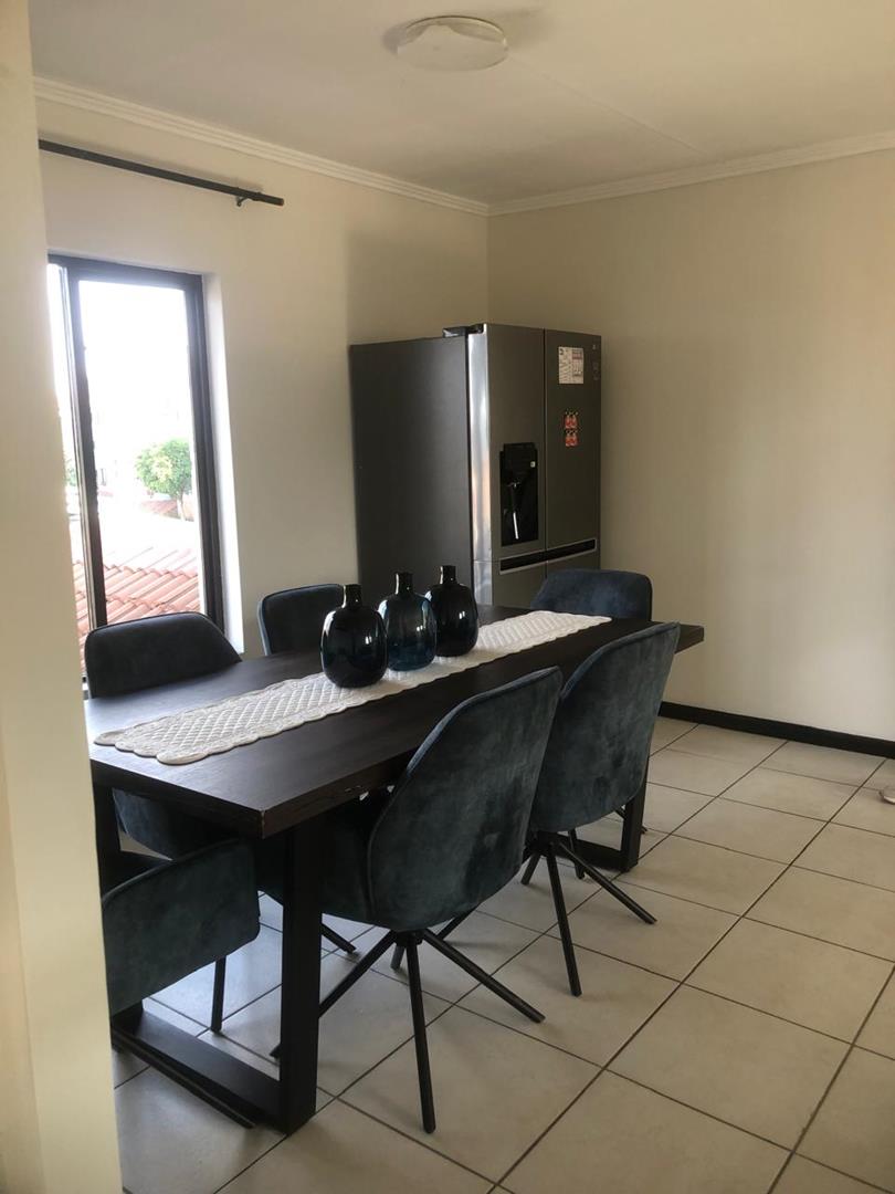 To Let 3 Bedroom Property for Rent in Greenstone Hill Gauteng