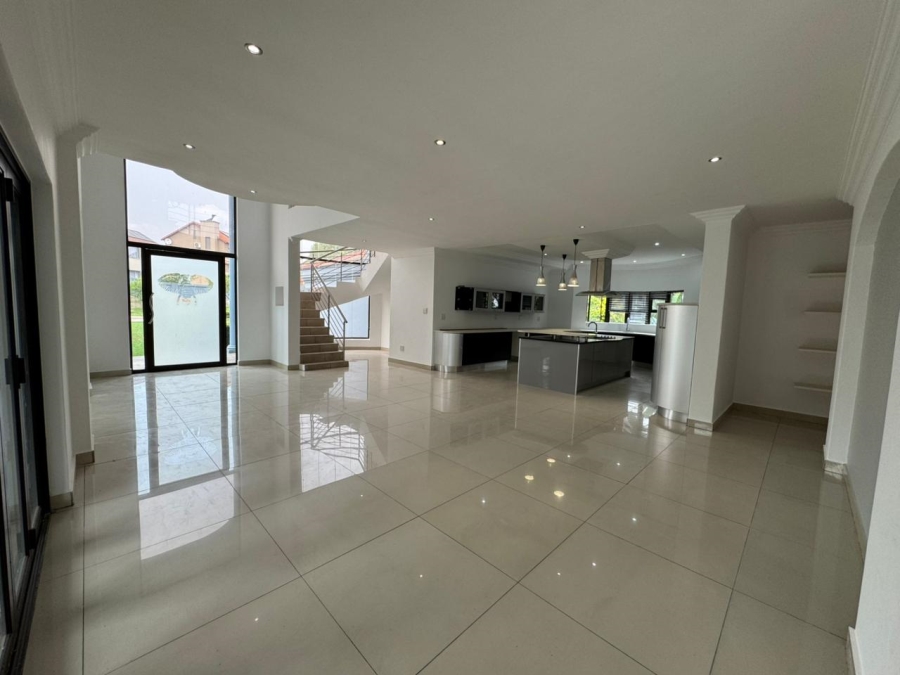 To Let 5 Bedroom Property for Rent in Rua Vista Gauteng