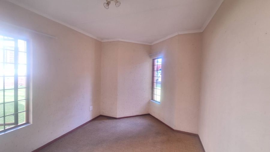 3 Bedroom Property for Sale in North Riding Gauteng