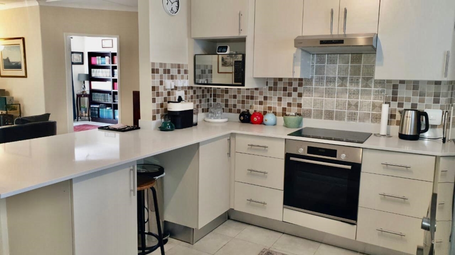 3 Bedroom Property for Sale in Sonneglans Gauteng