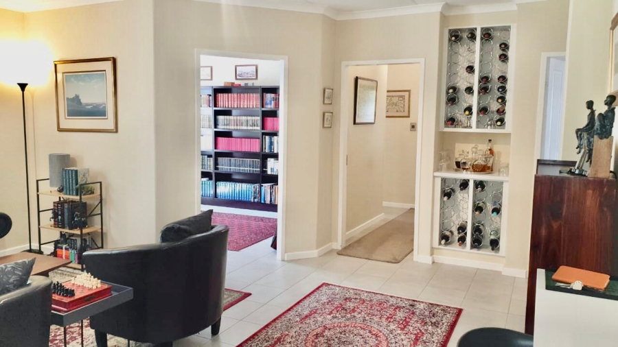 3 Bedroom Property for Sale in Sonneglans Gauteng