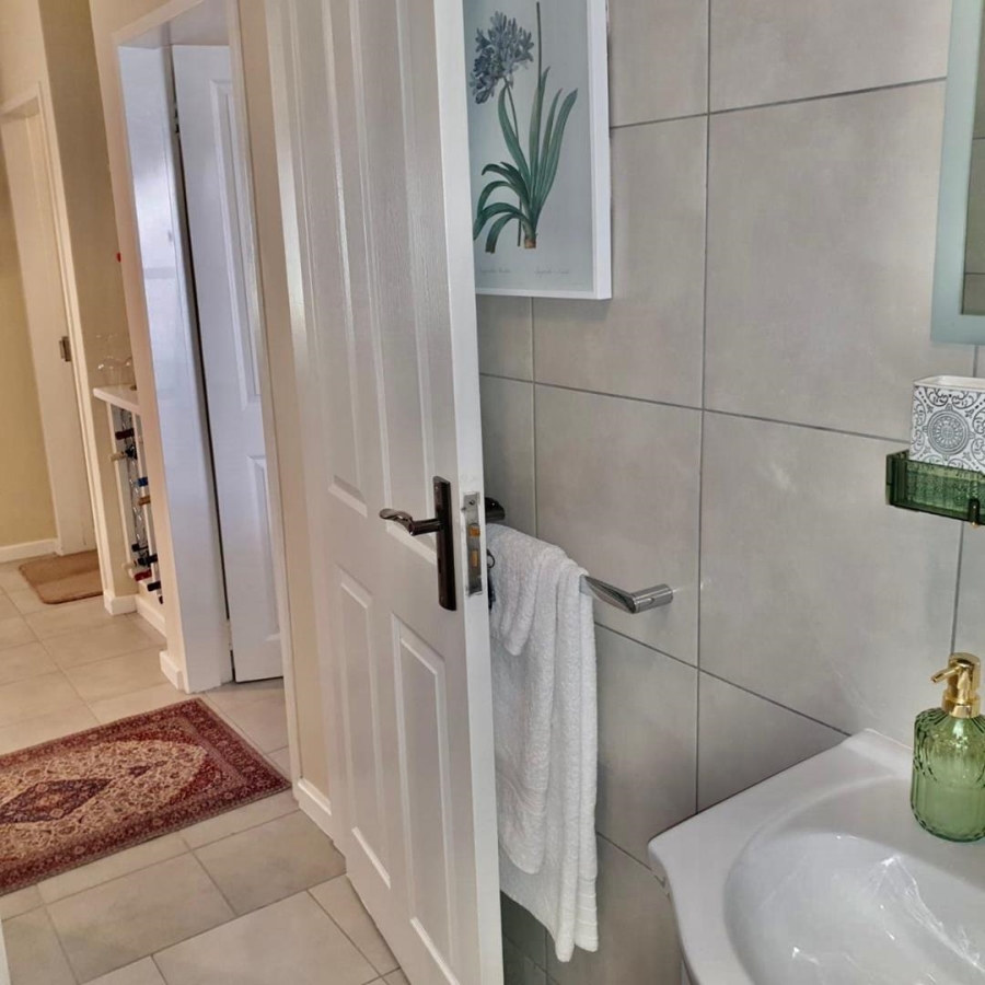 3 Bedroom Property for Sale in Sonneglans Gauteng